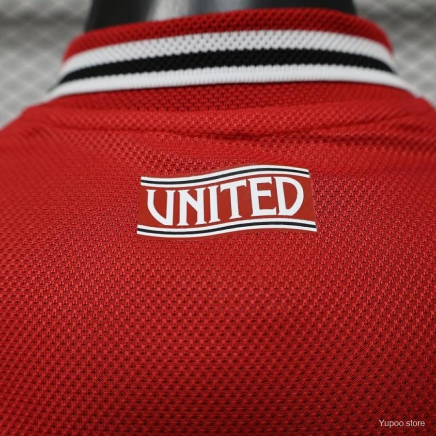 Manchester United main kit 2026-2027