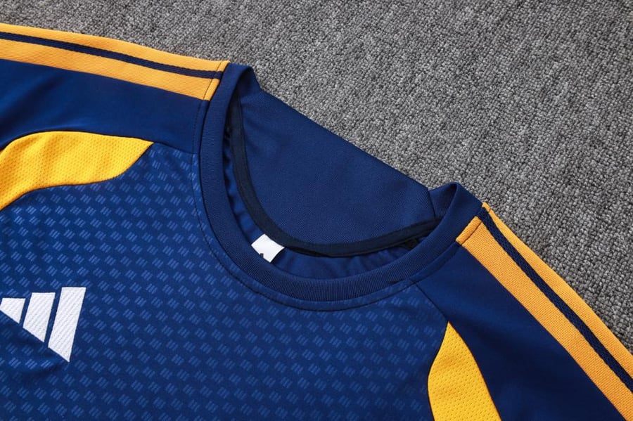 Real Madrid 2026-2027 summer training set navy