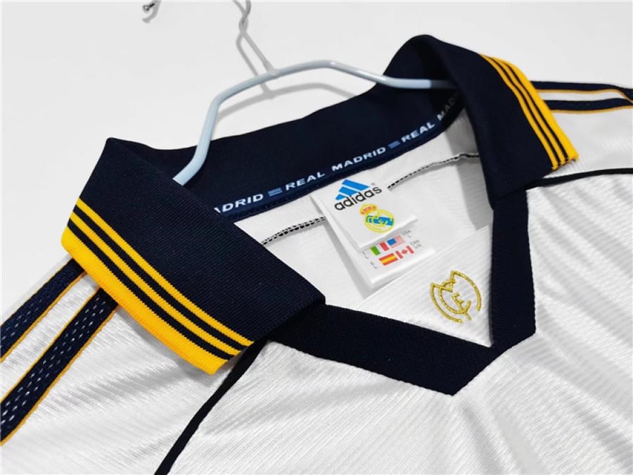 Real Madrid kit for the 1998-1999 season