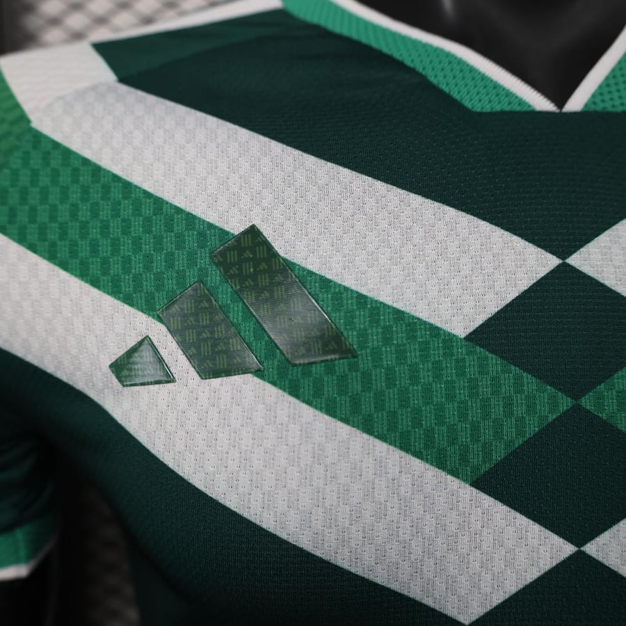 طقم المنتخب السعودي نسخة خاصة 2025-2026
