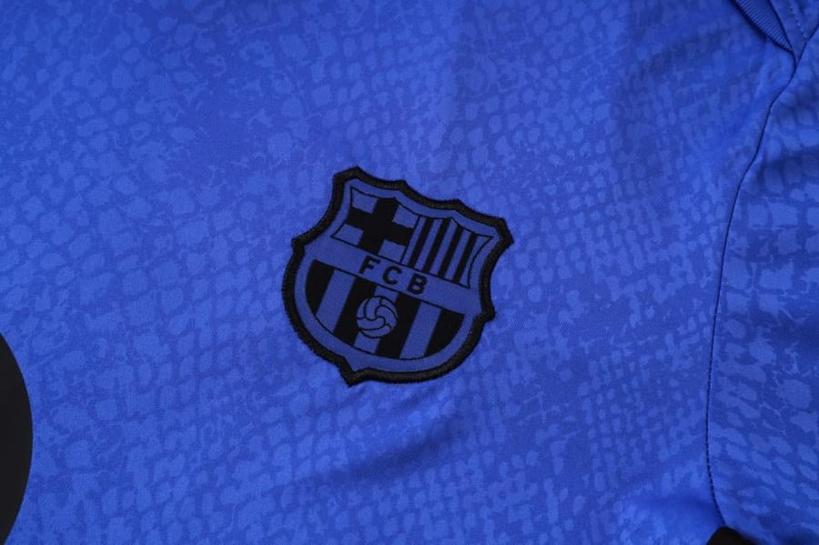 Barcelona 2025-2026 summer training set purple