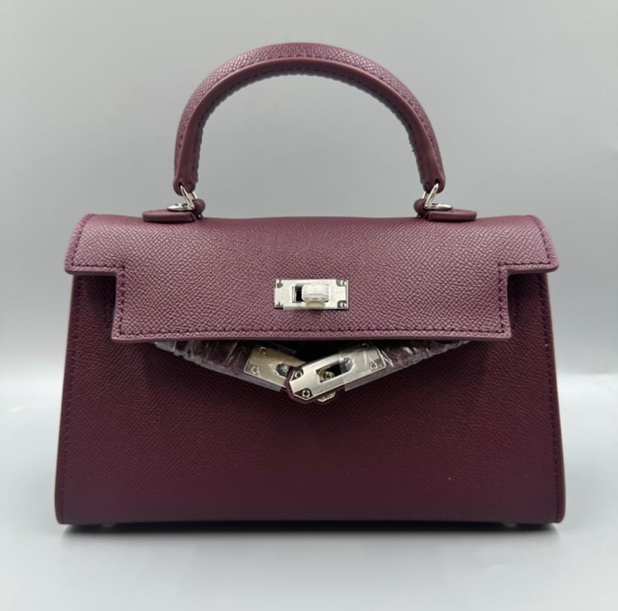 Kelly - Dark Red ( احمر داكن  )