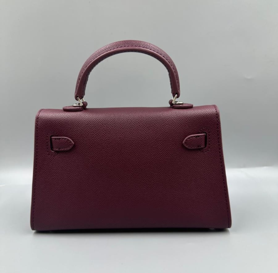 Kelly - Dark Red ( احمر داكن  )