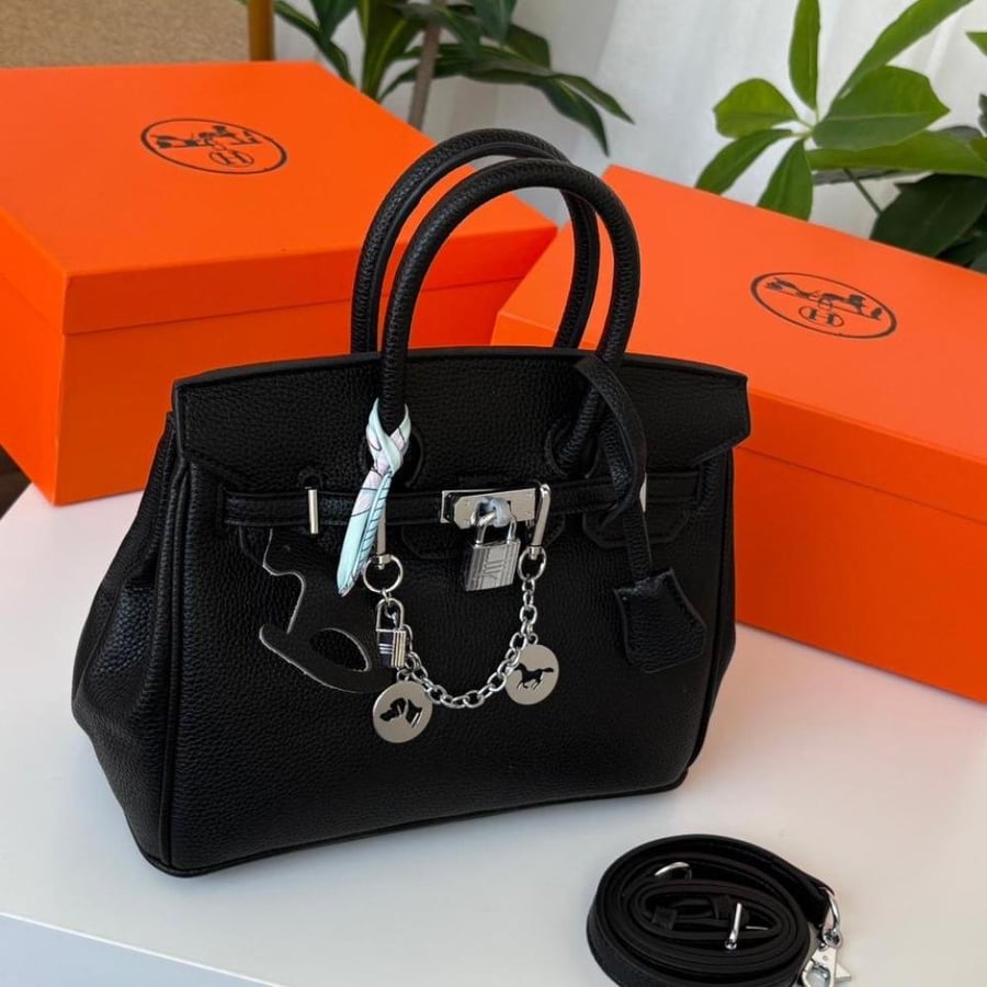 بيركن ( اسود ) Hermès مع الملحقات