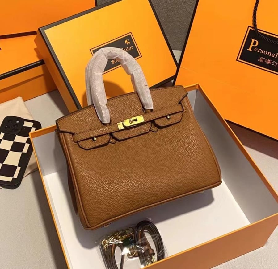 بيركن ( بني ) Hermès Birkin
