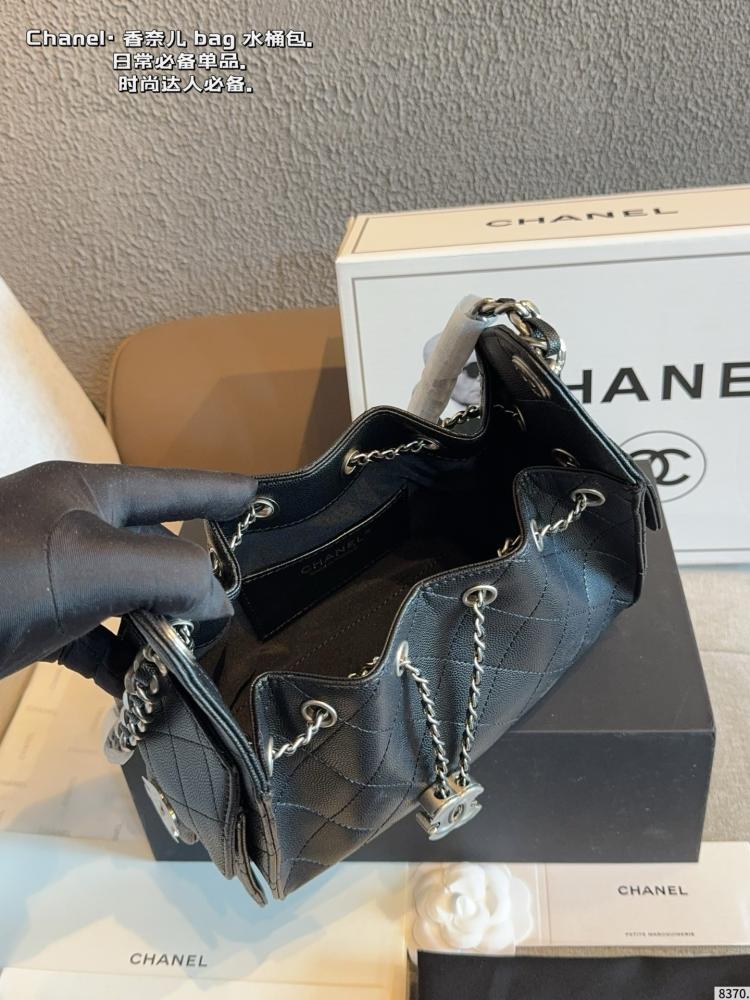 حقيبة شانيل ( اسود لوقو فضي ) CHANEL 22 small HANDBAG