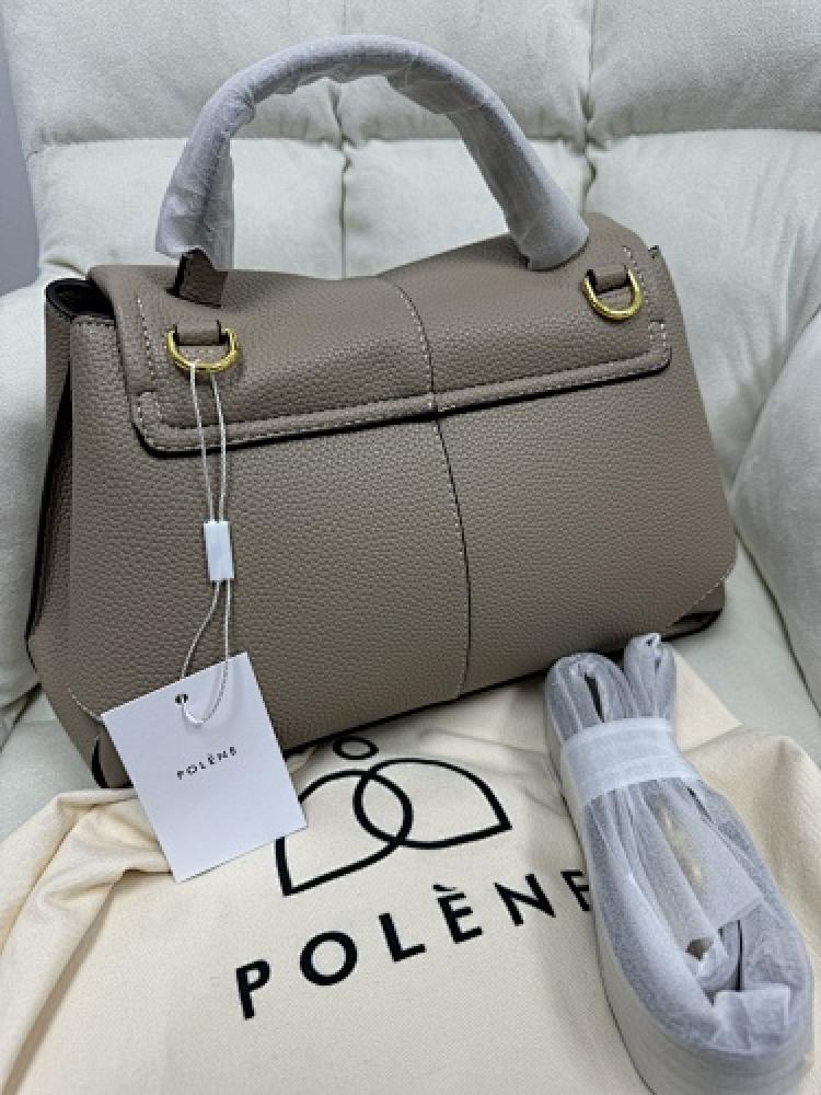 ( بولين  )  Polene