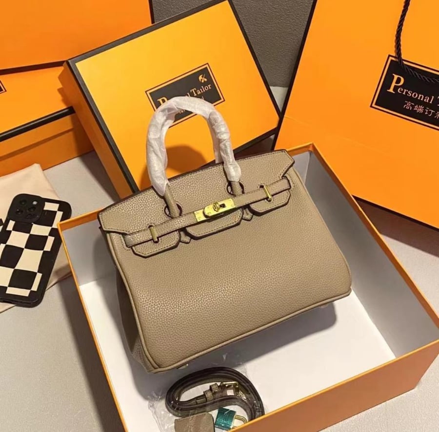 بيركن ( بيج ) Hermès Birkin