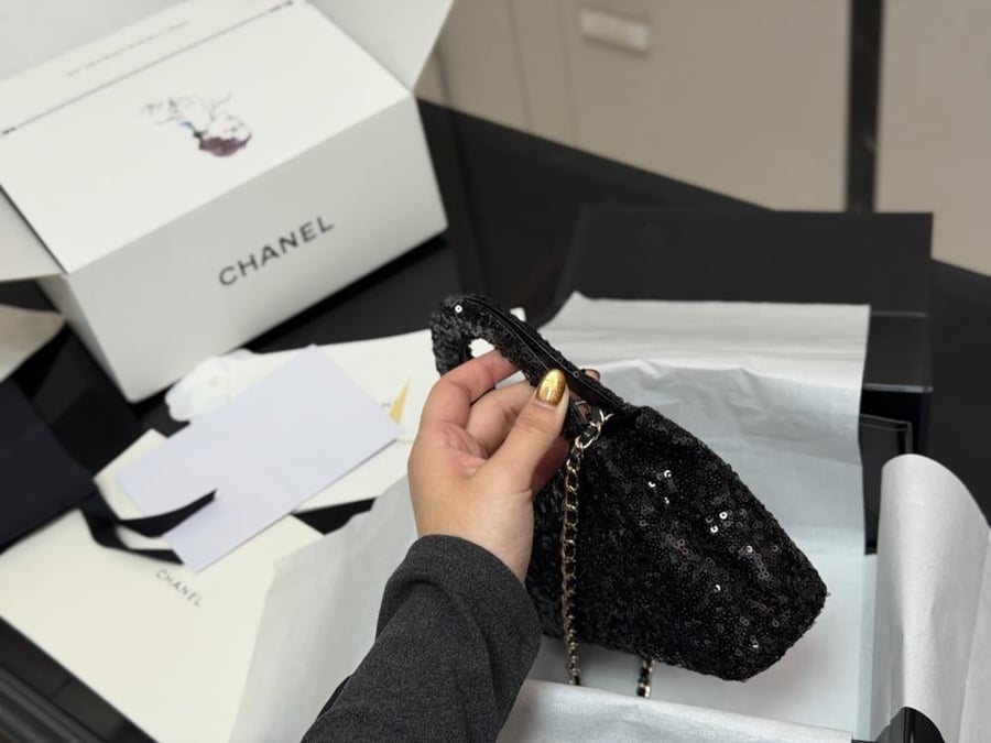 شنطة شانيل كوكو سيكوينز كيلي - CHANEL اسود