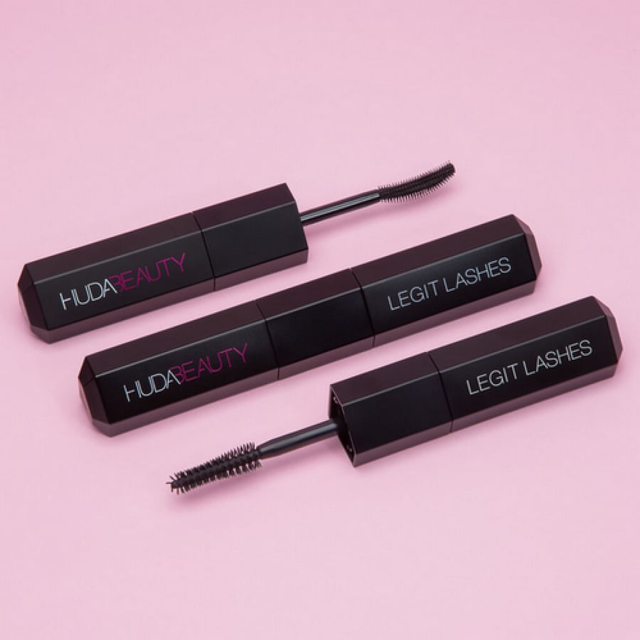هدى بيوتي ماسكرا ليجيت لاشز لتكثيف الرموش وتطويلها - Extreme Black