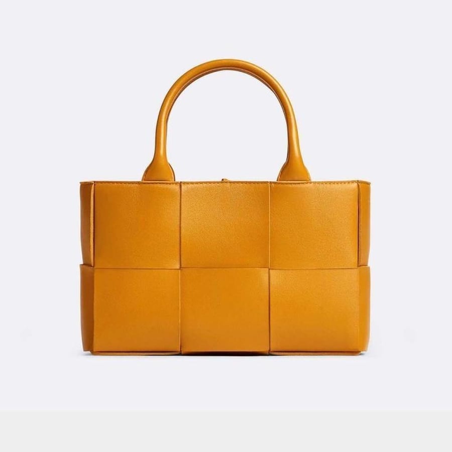 Bottega small tote caramel