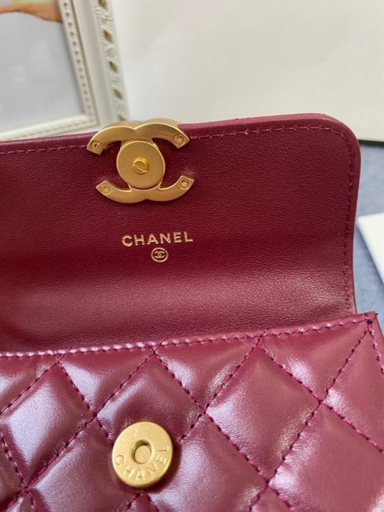 Mini Chanel burgundy bag