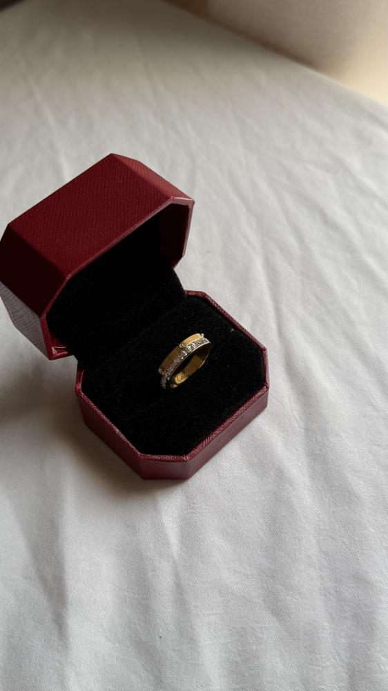 Gold ring