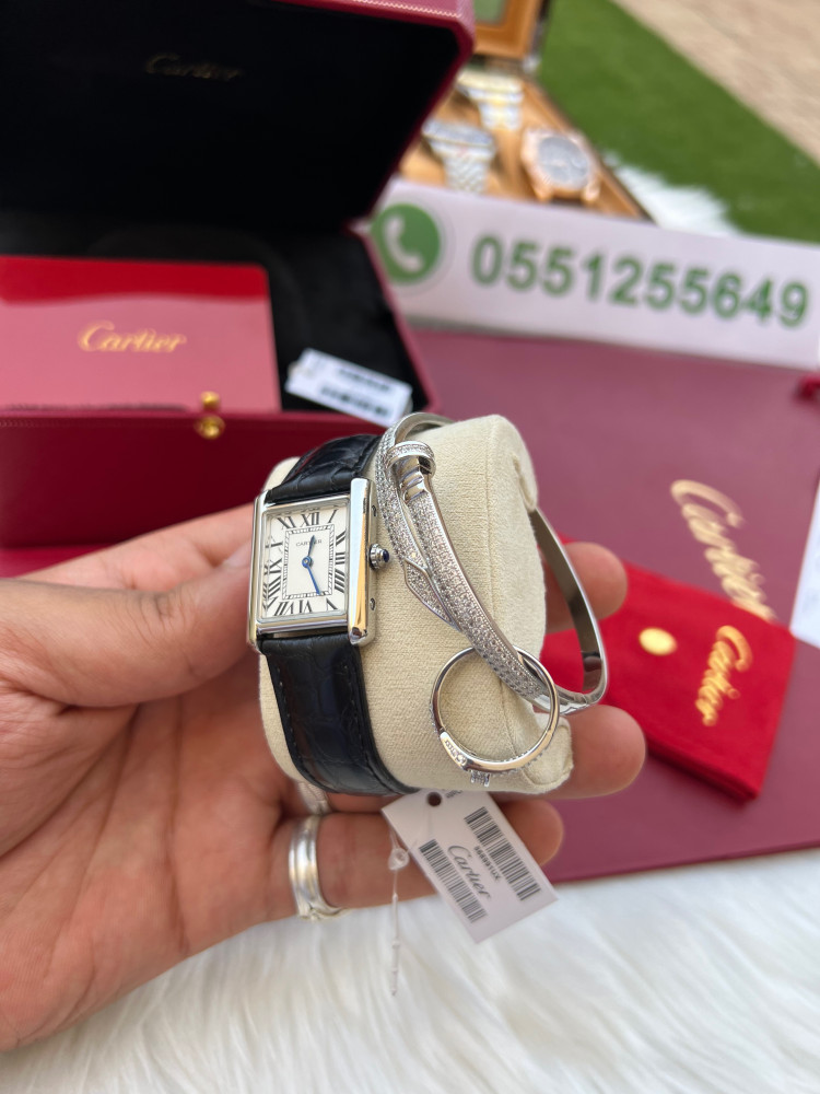 ساعة كارتير نسائي معا اسواره مجانيهCartier