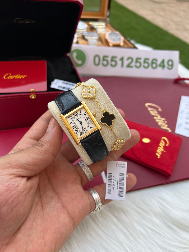 ساعة كارتير نسائي معا اسواره مجانيهCartier