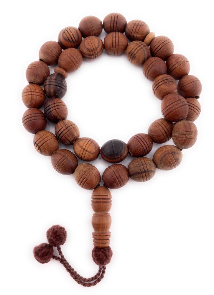 مسبحة خشب الزيتون البيضاوي (olive wood)
