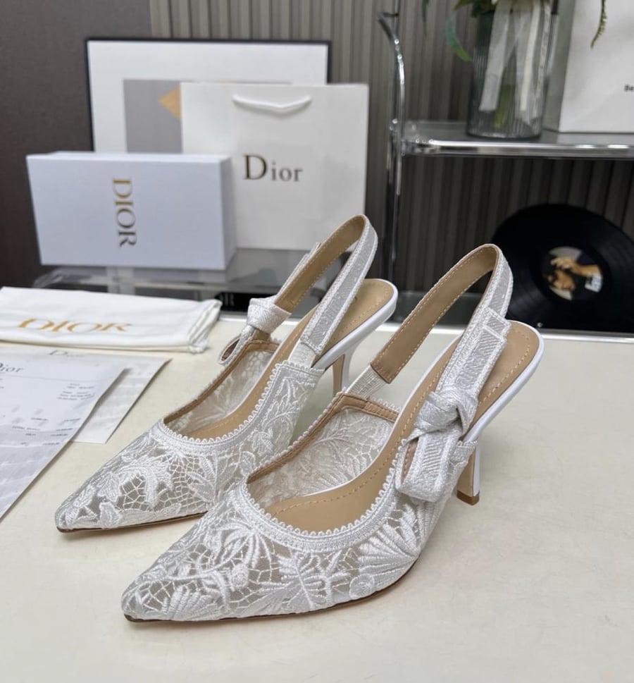 Classic Pamp J'Adior Open Back Shoes with Lace-up