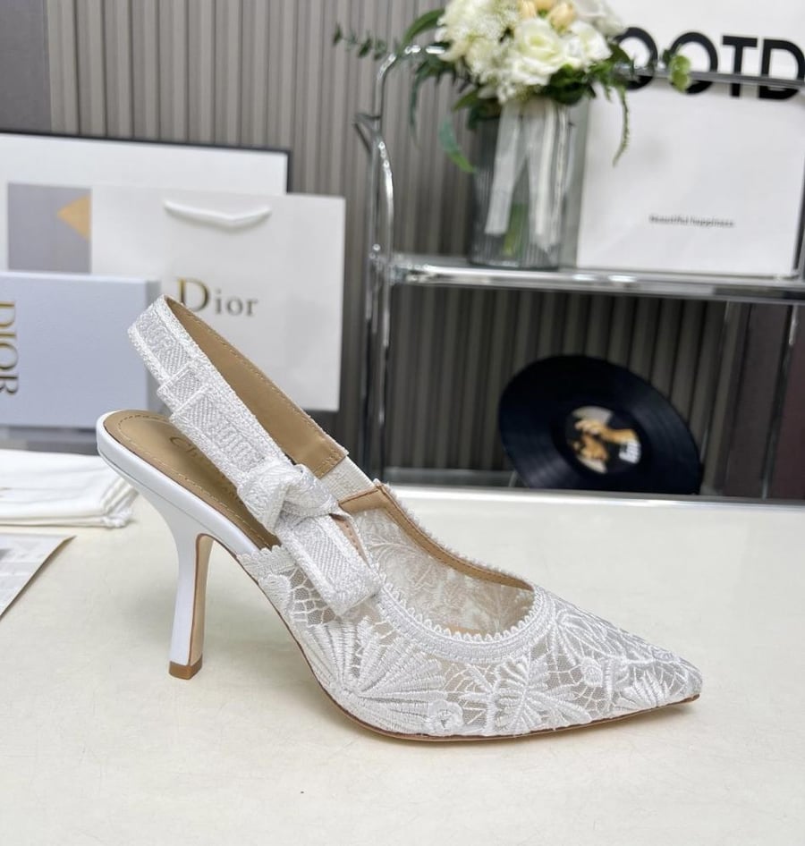 Classic Pamp J'Adior Open Back Shoes with Lace-up