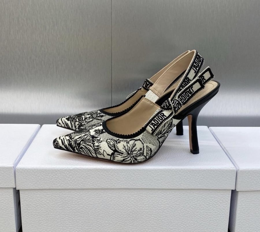 Classic Pamp J'Adior Open Back Shoes with Lace-up
