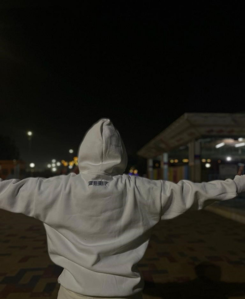 OVERSIZE 90's HOODIE