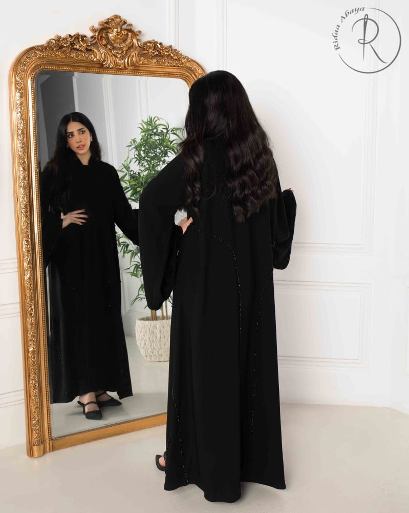 عباية اكمام واسعه R25