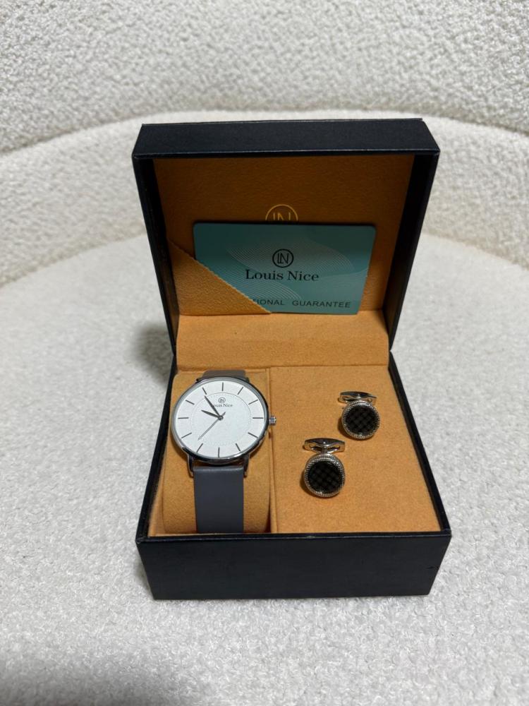 Men's set with watch and cufflink