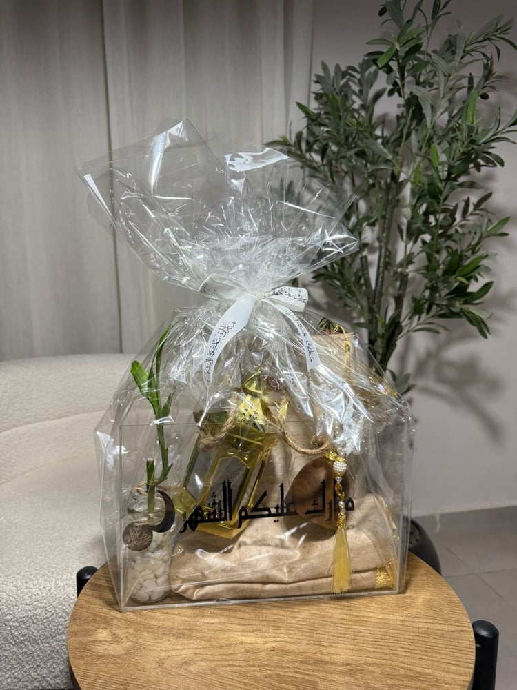 Acrylic gift box for Ramadan