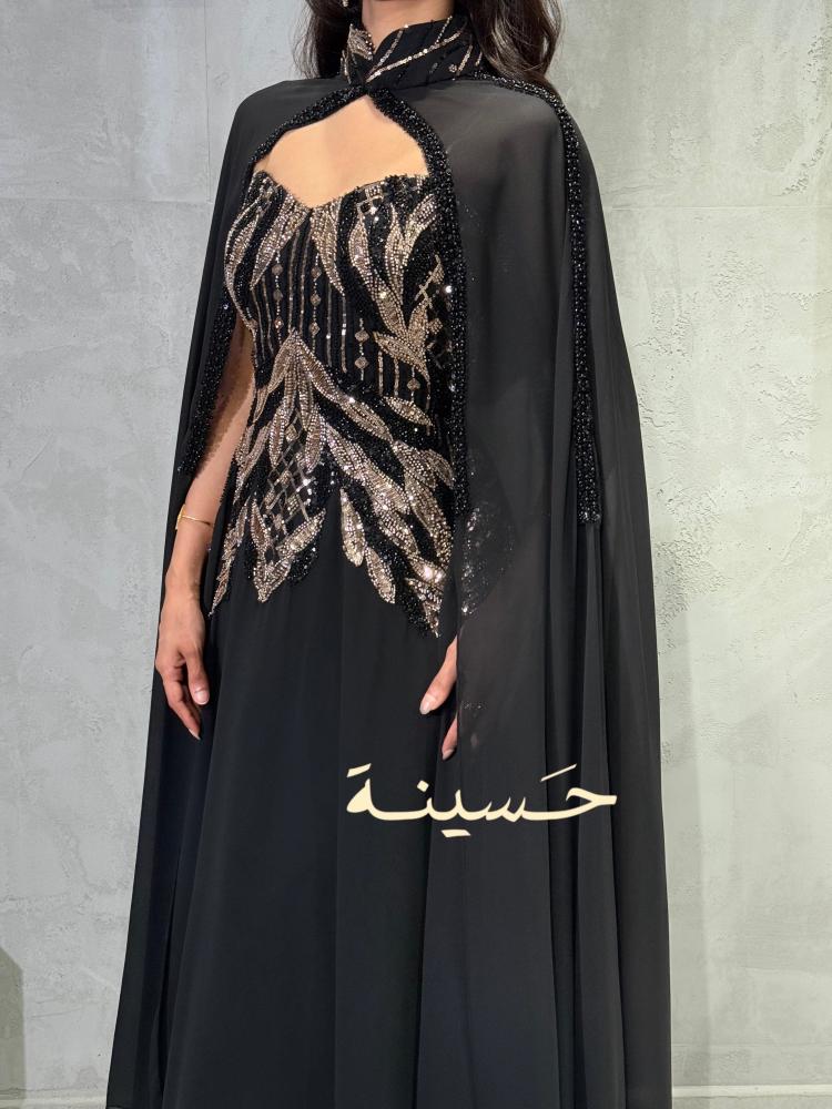 فستان أسود مطرز بكاب شيفون فاخر