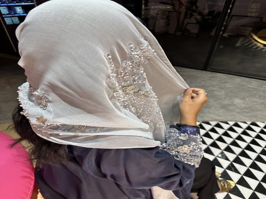 Pearl Abaya