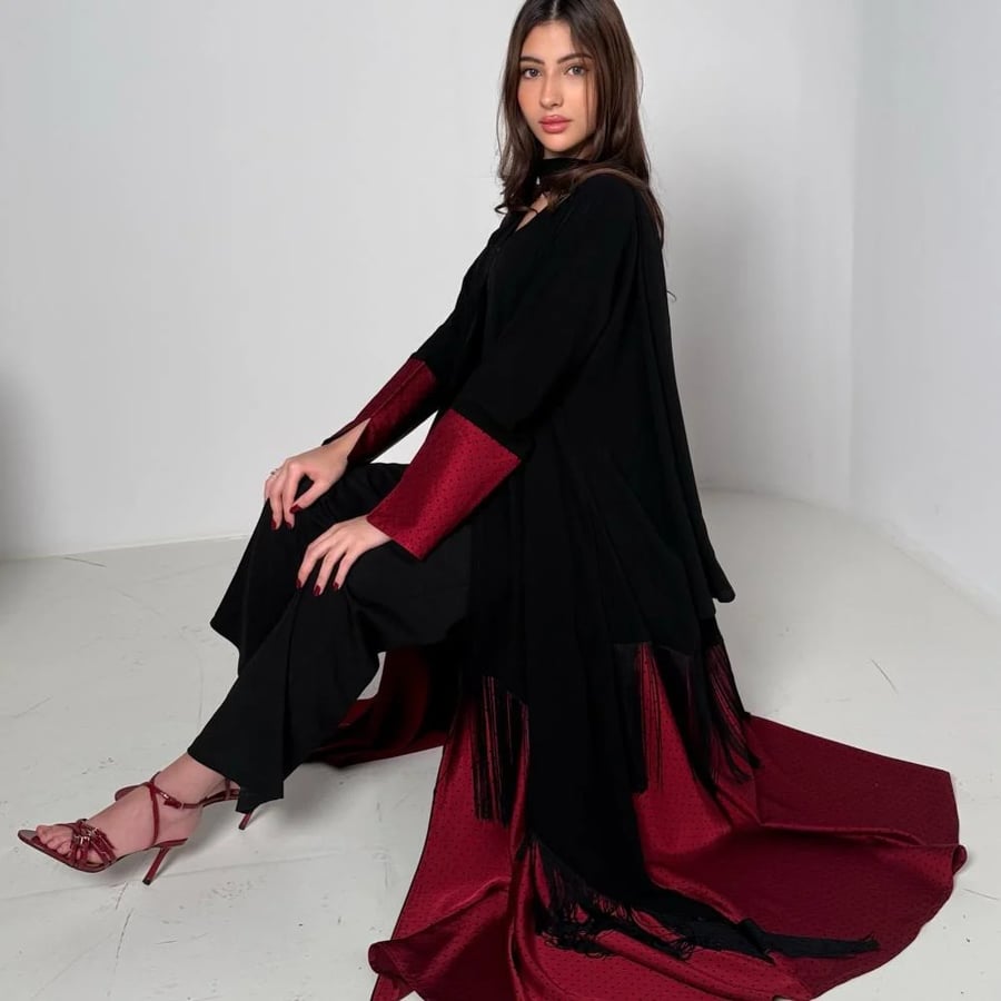 Carmella abaya