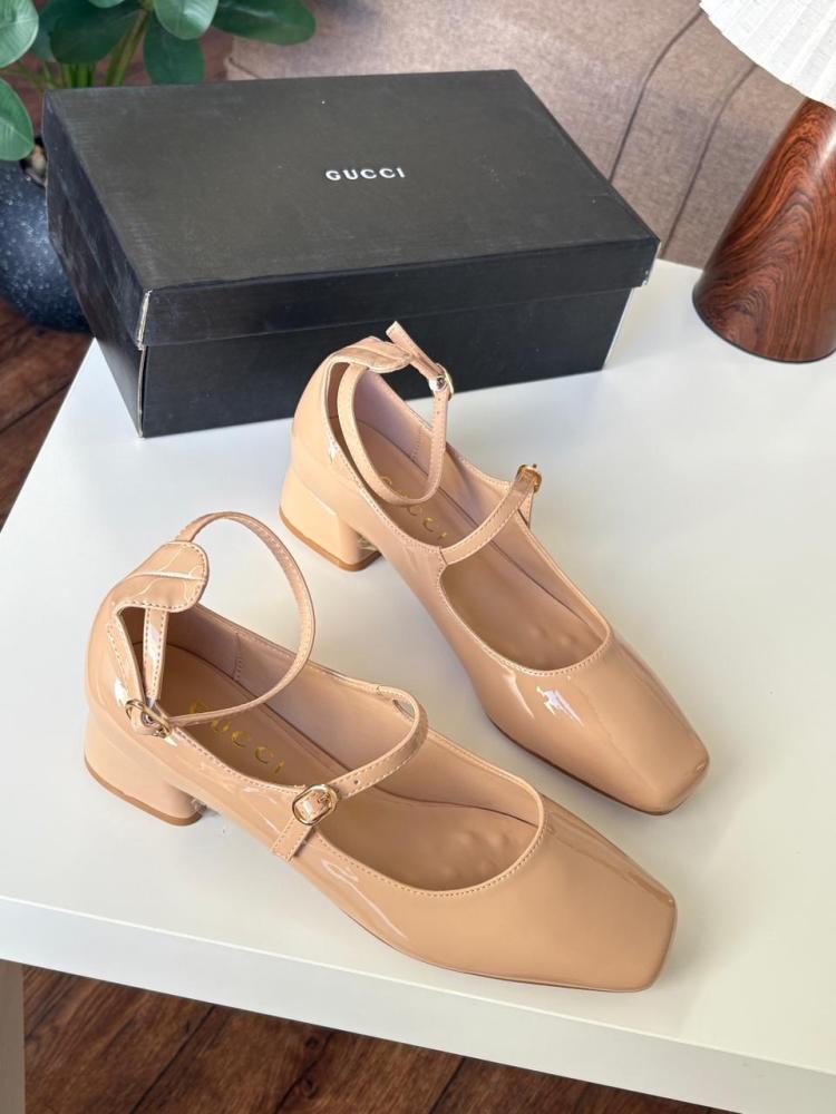 كعب قوتشي