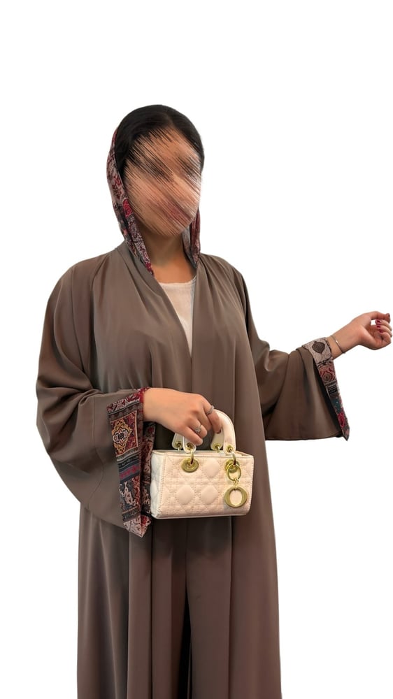 C0073-عباية دبل كلوش كم مربع