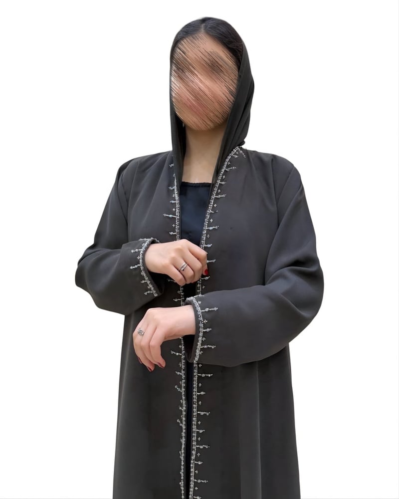 T033-عباية
