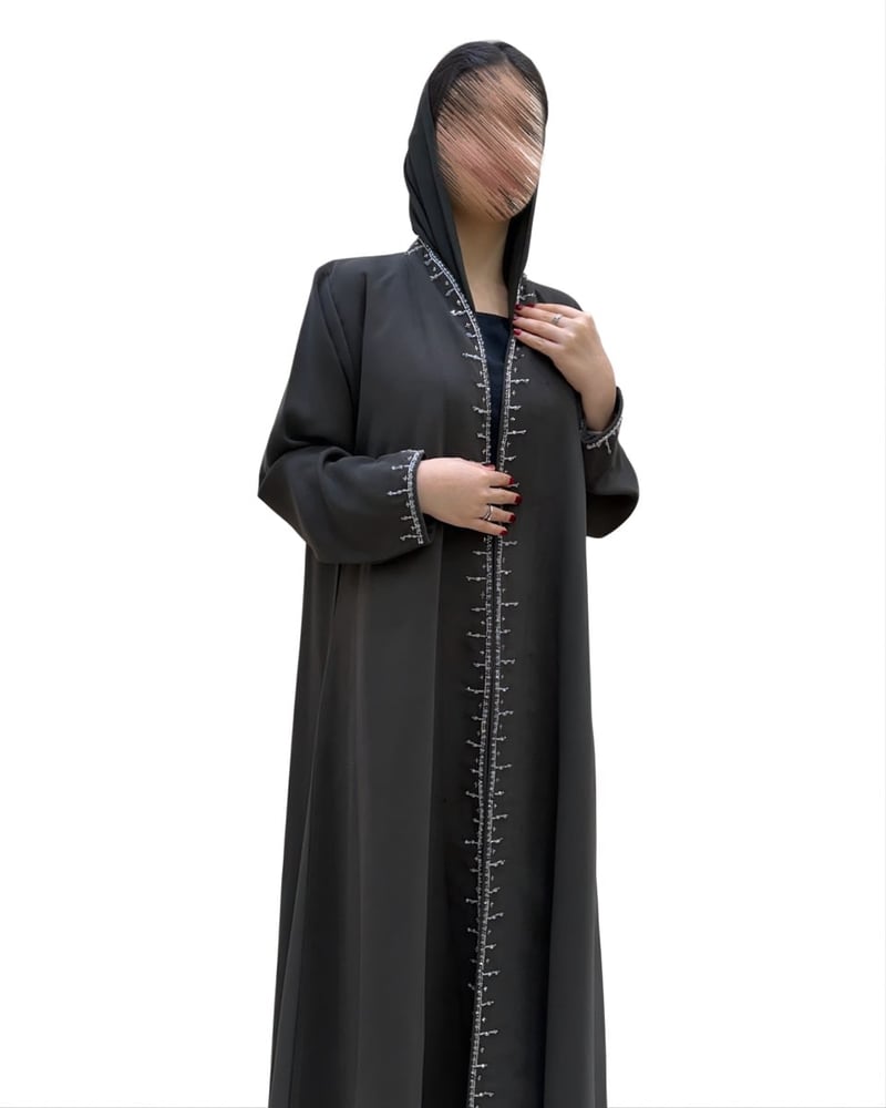 T033-عباية