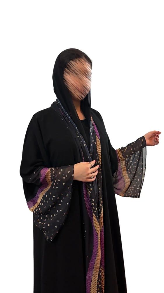 C0076-عباية نص كلوش بقماش سيراميك مع قماش مشجر