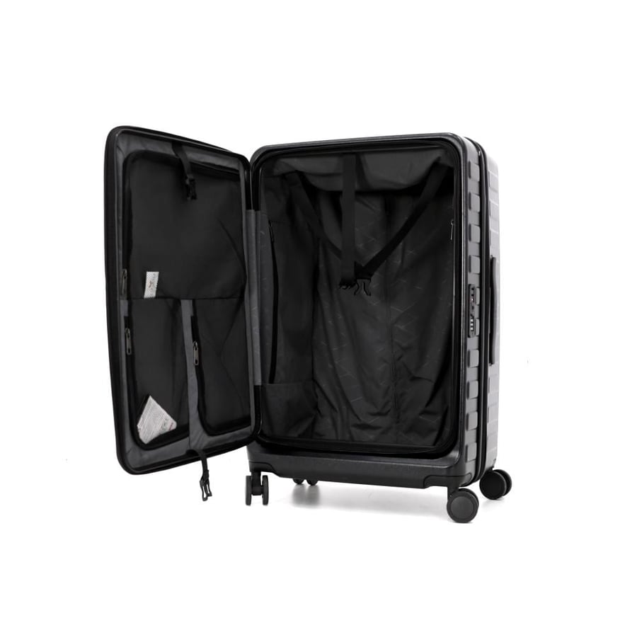 Victoria brand travel bag, 28 inches