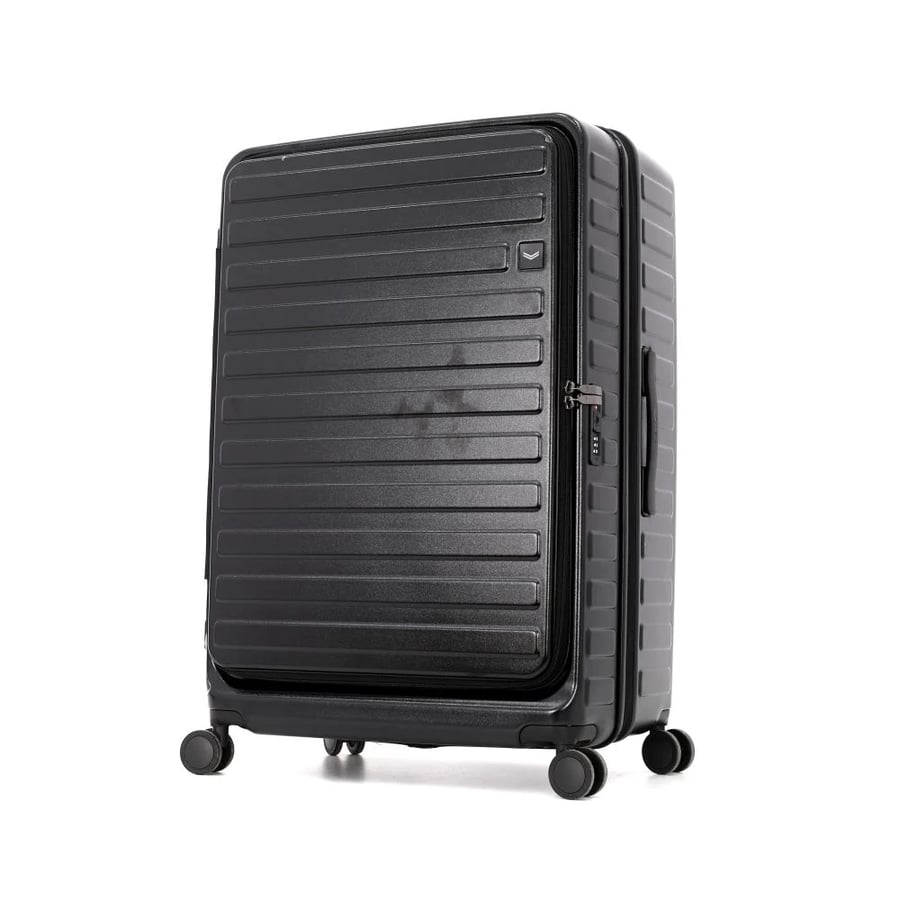 Victoria brand travel bag, 28 inches