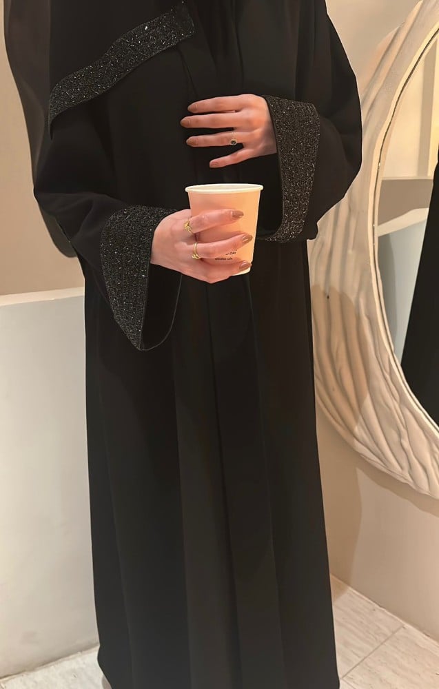 عباية لمى