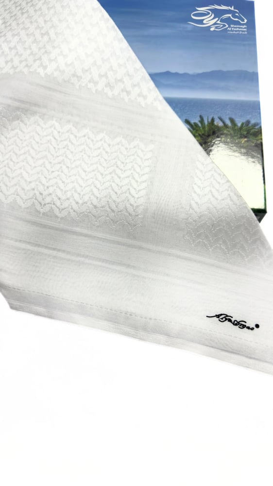 شماغ اليشمك  كلاسيك ابيض اصدار 2025