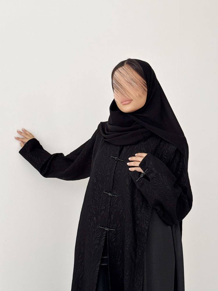 عباية نص كلوش تصميم رقم 100