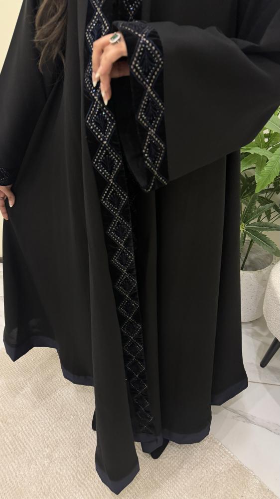 عبايه رنا