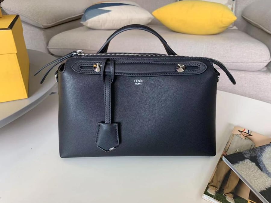 Fendi 28cm size (imitated, original copy)