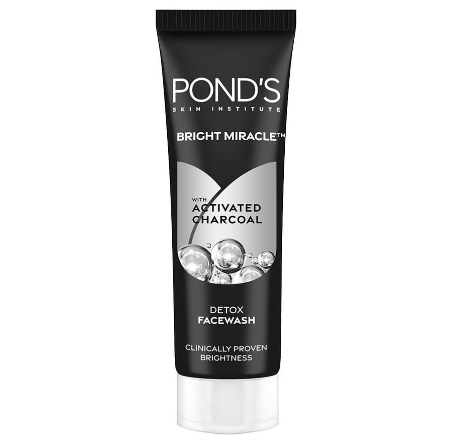 رغوة الوجه بالفحم الأبيض النقي من بوندز 100 غرام - ponds face wash pure white charcoal foam 100 g