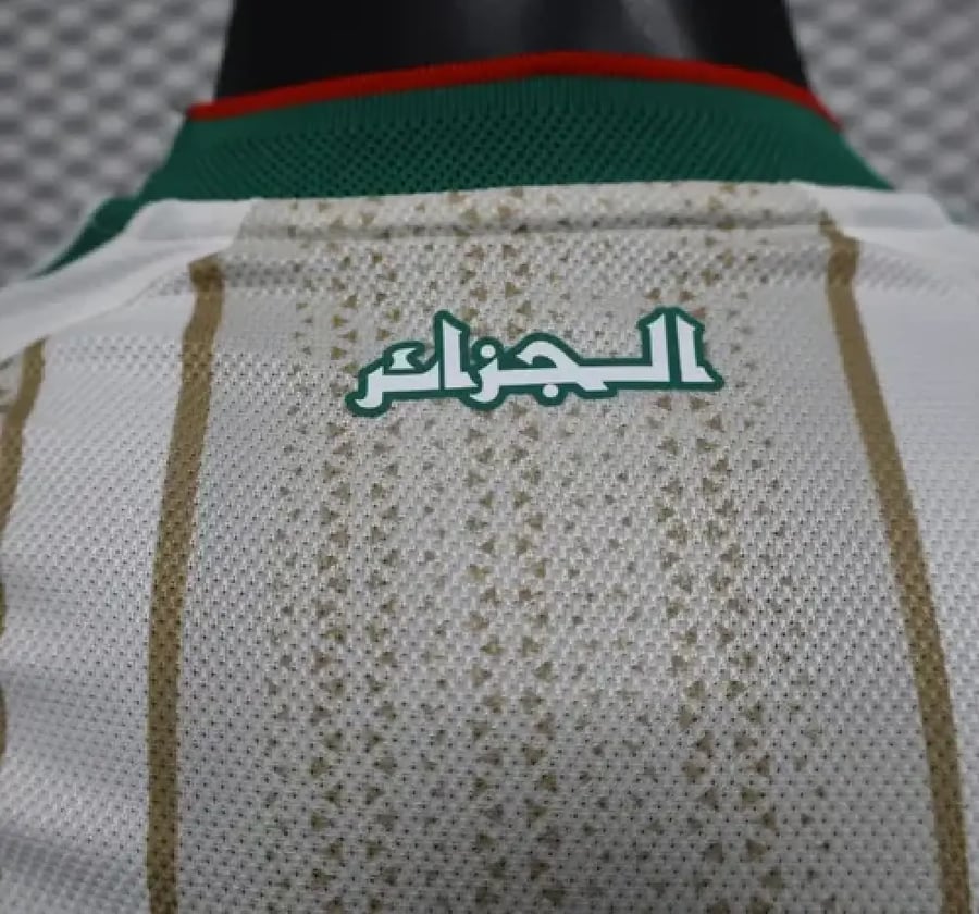 قميص منتخب الجزائر الاساسي ( نسخة اللاعبين )