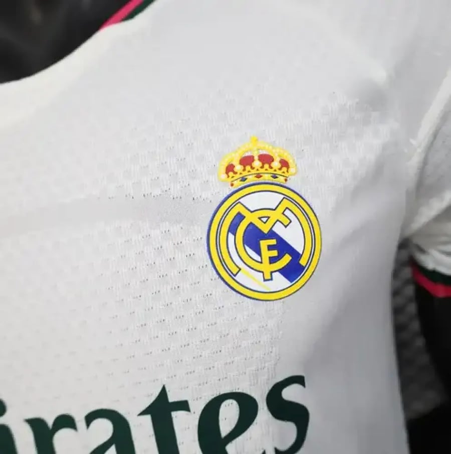 قميص ريال مدريد نسخة اللاعبين