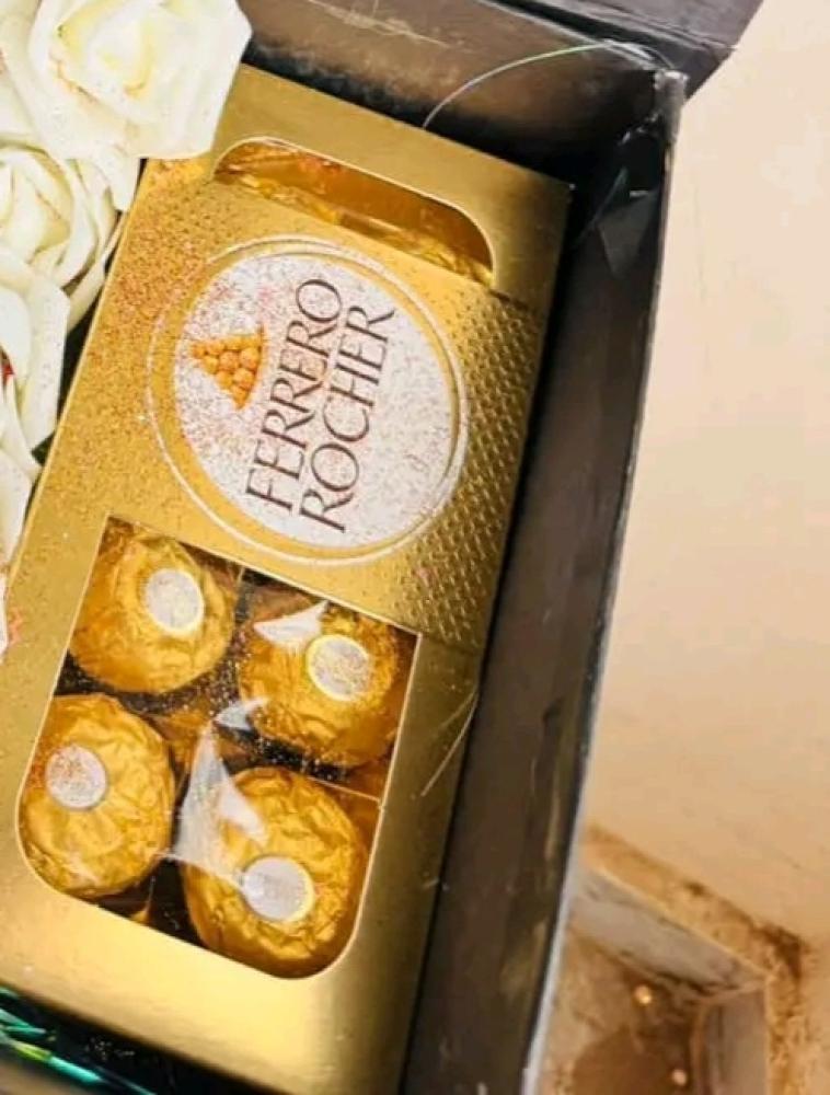 علبه فيريرو روشيه ١6 قطعه منتج فريرو الاصليه