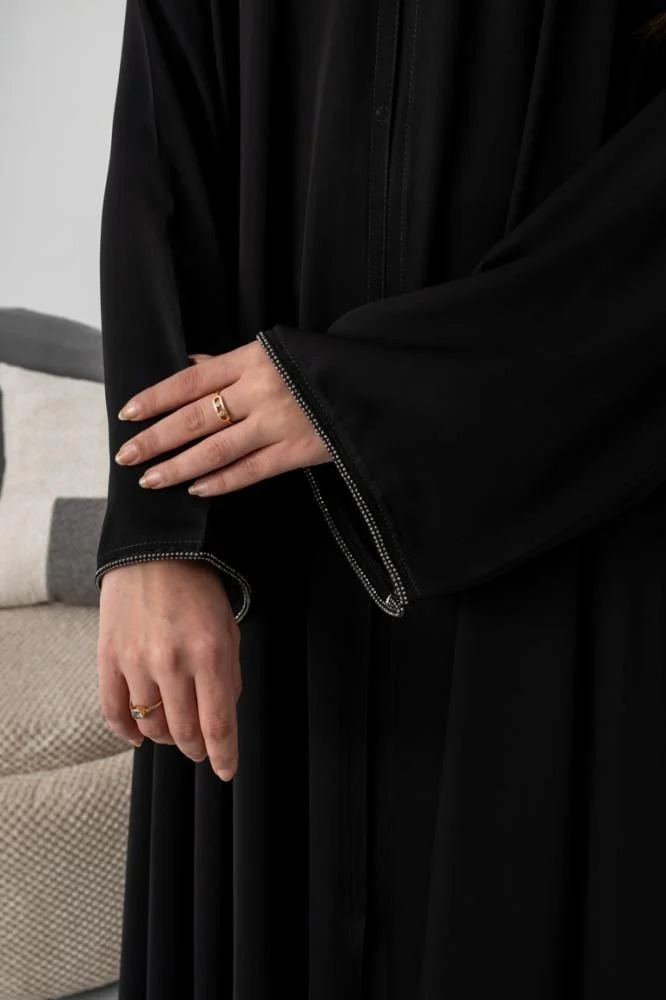 عباية كلوش مميزة تطريز كم