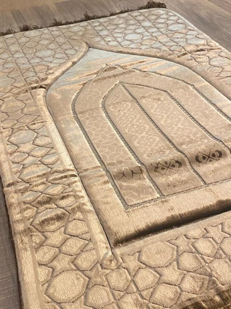 سجادة صلاة طبية بحشوة ميموري فوم بتصميم إسلامي أزرق