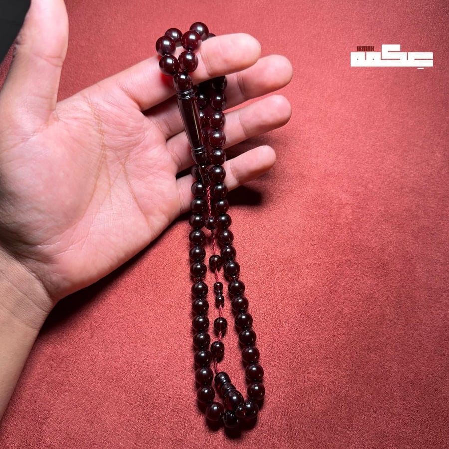 بكلايت عنابي