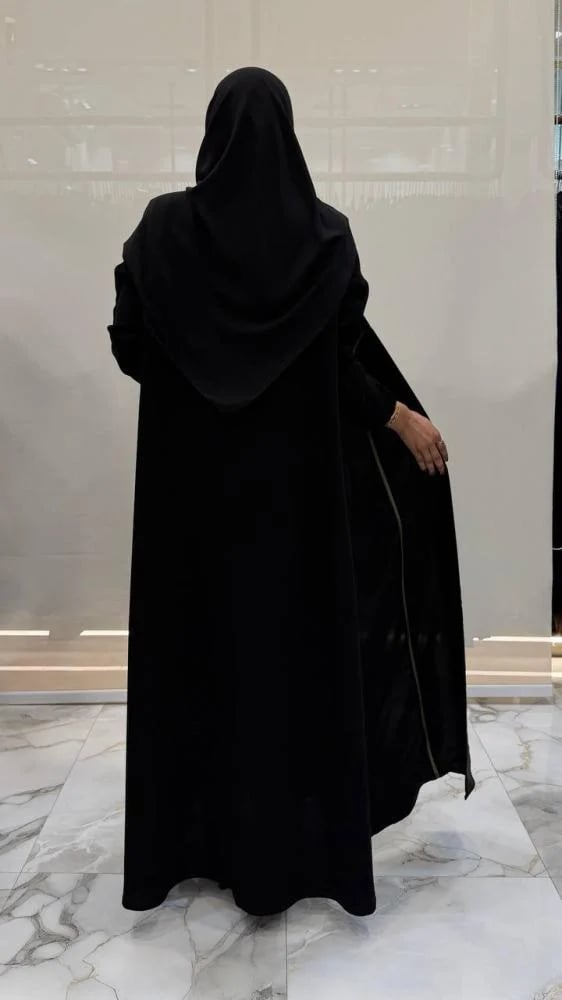 عباية ربى كلوش بقماش اندنوسي سواد فاحم  تحديد اسود